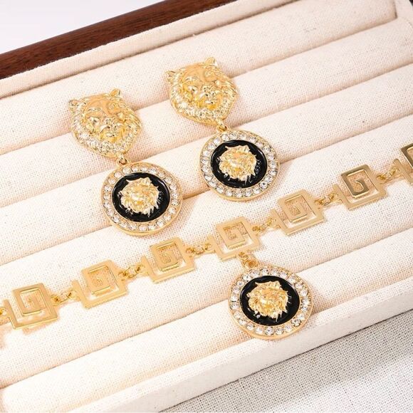 Designer Inspired Gold and Black Necklace and Earrings Set - Picture 4 of 6